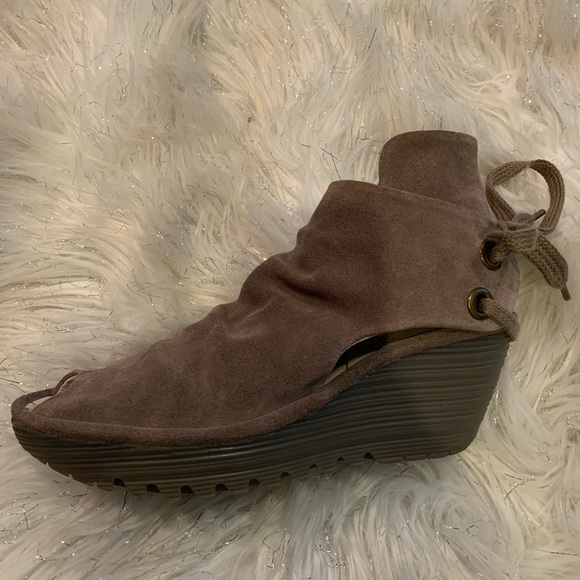 Fly London Yema Open Toe Suede Wedge - Picture 2 of 14